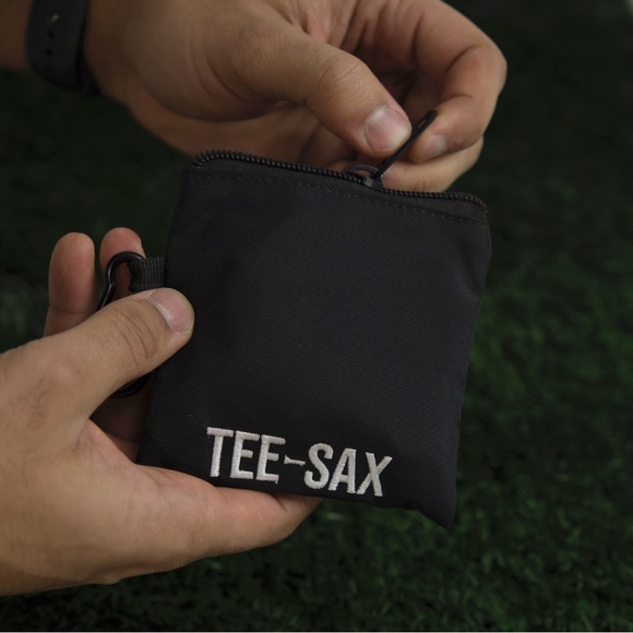 Tee-Sax Pouch - Picture 2 of 4